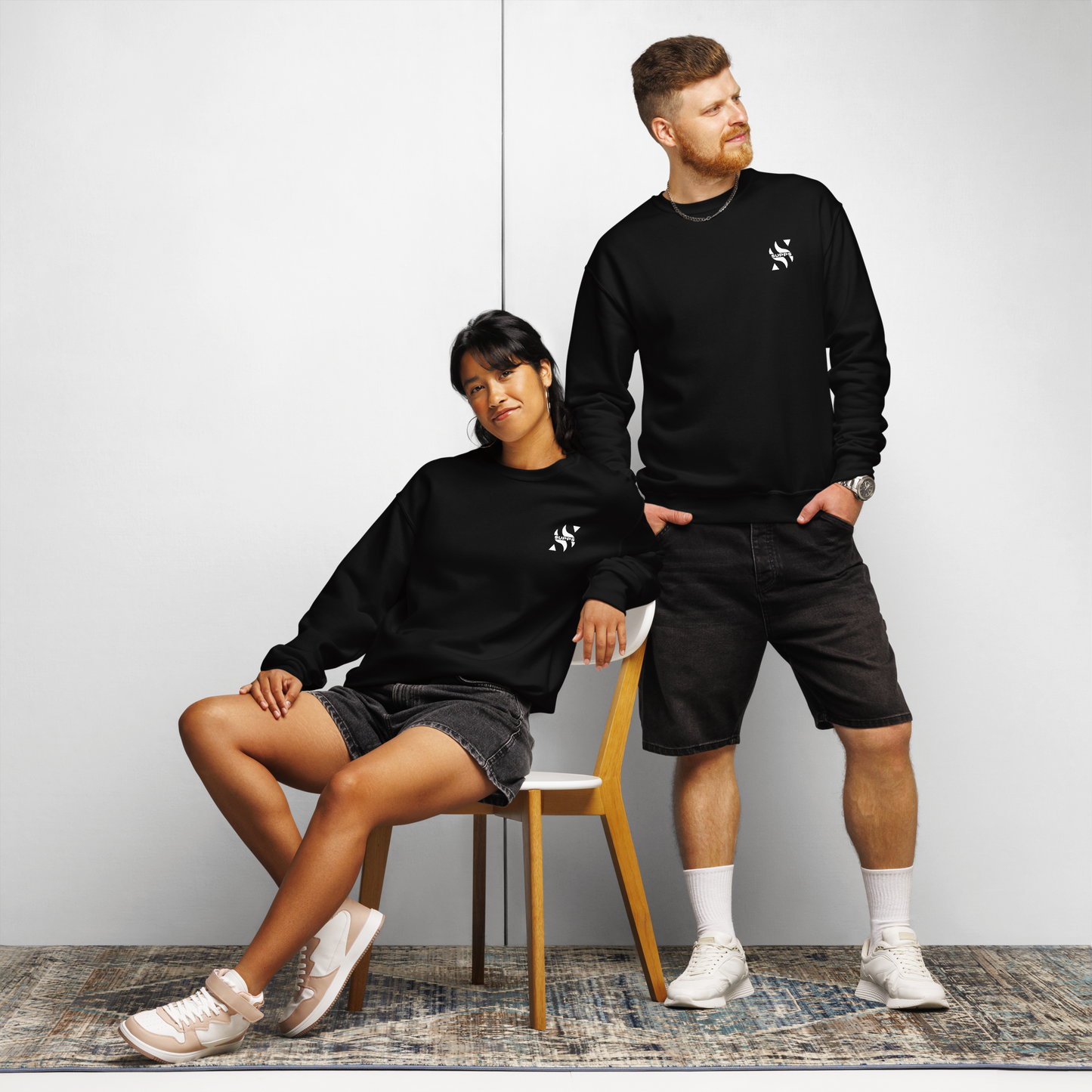 Crew neck sweatshirt